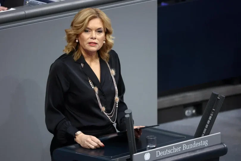 0a11f1db7d7f55fa5c442e3966d8fec7b4edc267cc18590a93e6a37b8d3797db