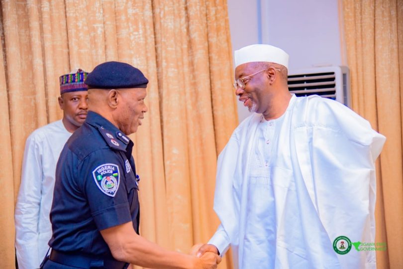 0ef0c1dc 287c 4b9b bbd2 8d3617a580a9