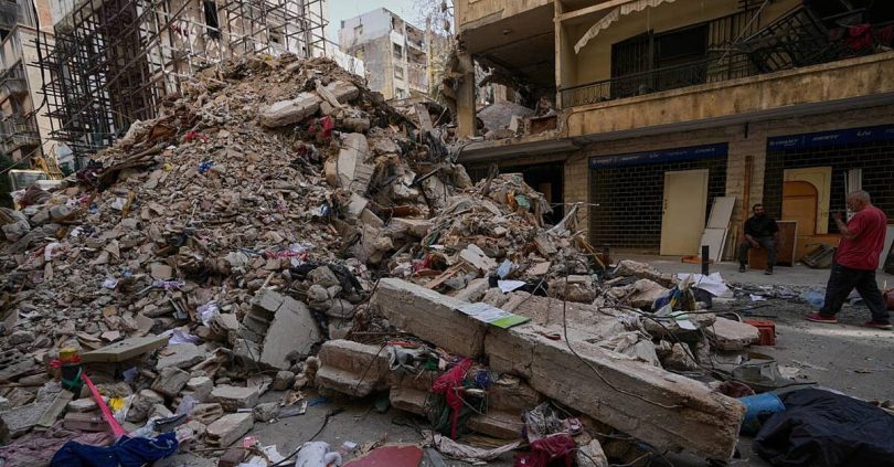 10 day ceasefire agreed on by israel and lebanon goes into effect