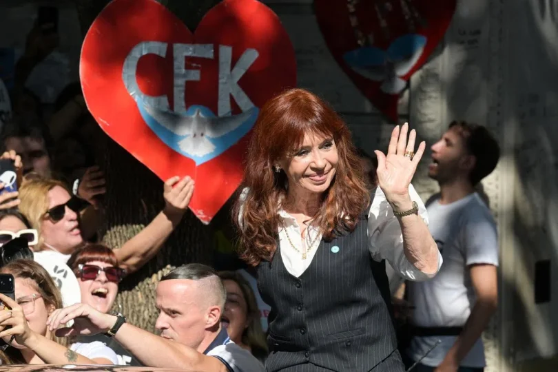 1c8fc92d18798437a32b07e1123f2509989f27953209f5d2664f59efda45cf31