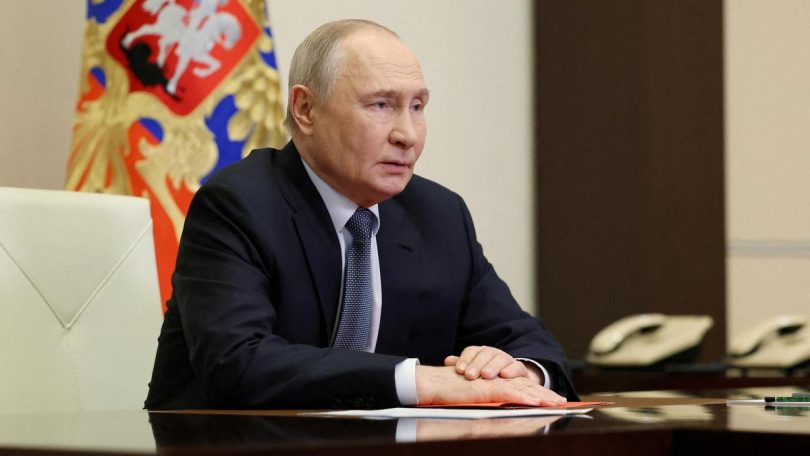 2026 04 24T110615Z 1947297901 RC22RKAT6KCM RTRMADP 3 RUSSIA PUTIN APPROVAL