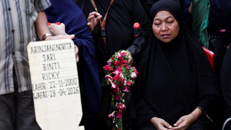 2026 04 29T054411Z 110347340 RC2RYKAL6OKC RTRMADP 3 INDONESIA TRAINS