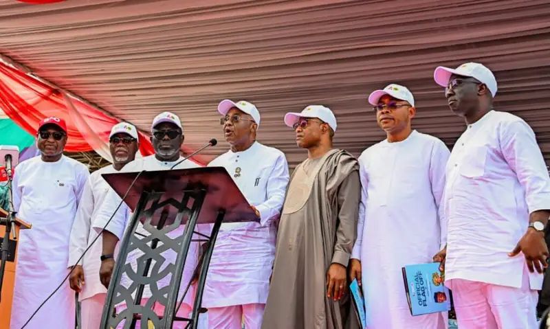 3f14caf0 fbf3 4407 b996 515cdf54d065