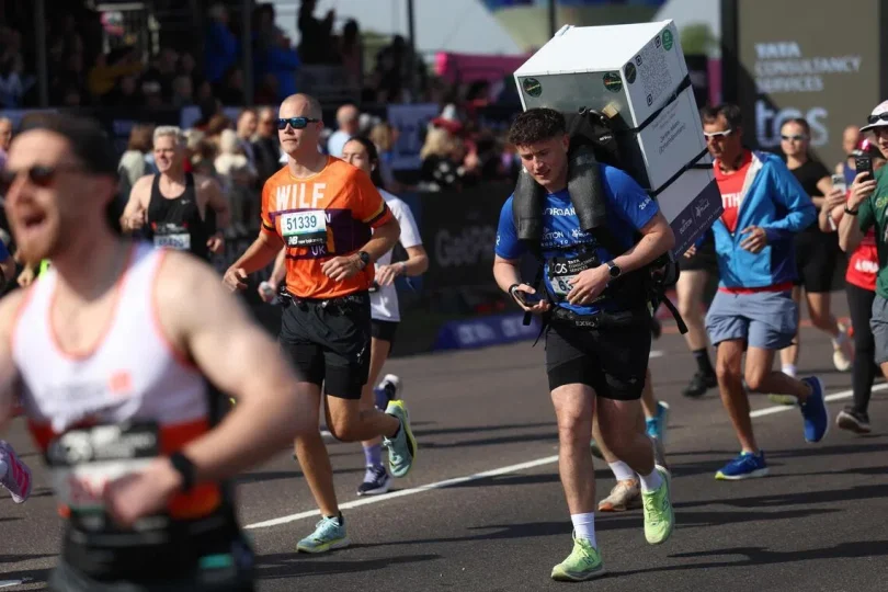 637d278fc00544f69b2d5843a8c45b007dfba92166d848c79ba56ac5d0bbf2bd