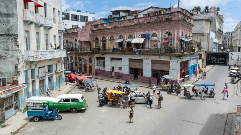 69e44e3b2030273886068e92