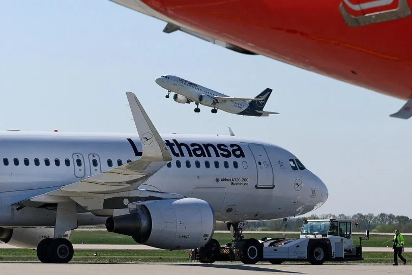 71e5c6774b5760760bf9f20d3c2b747d20e5aa8c82c421a6287a4f7dbef2eb69