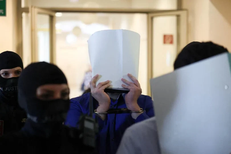 7d2fef54986aeafed83634cb954d0d10362939ef762ae1aef175ded6b2ed98da