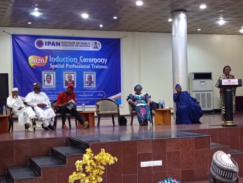 8c63916b 3ed3 48cb 87fc 087f43612fb2