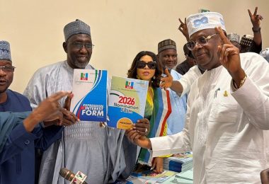 Faleke obtains forms for Tinubu