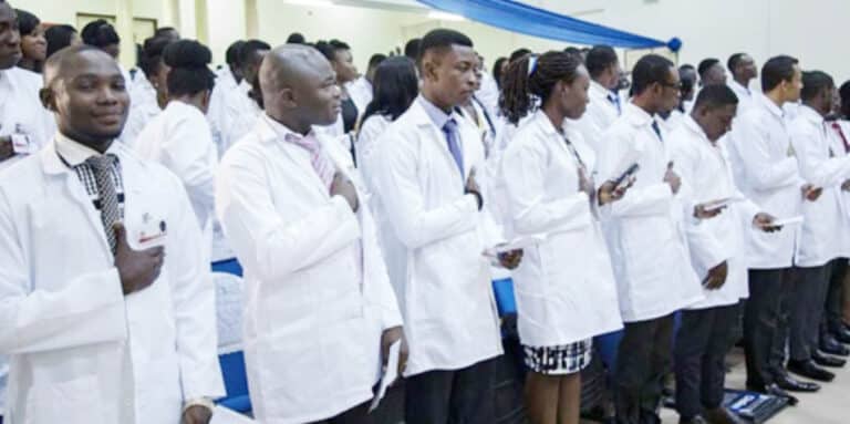 Nigerian doctors seek greener pastures 768x383 1