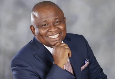 Solomon Olamilekan Adeola Yayi 1200x799 1