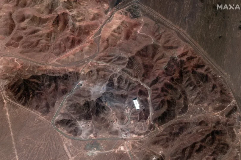 b65cf18f9a32d2200d720041bb706723466632acf6f09551a1c93d352e1150d8