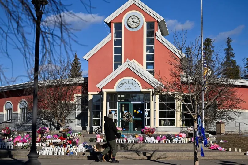 bb93cf404741fcd9973b27c5293f09ebf33802ce789d1c8d6e01b4a9b8525c85