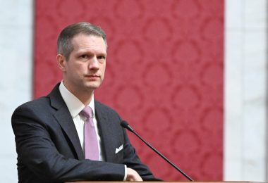 de07906dc9c3021a48d049c26a26035e