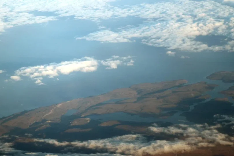 dfe873e47a6defd94033f051294e76683263bd4a0ea49b84fdb399fefd78034c