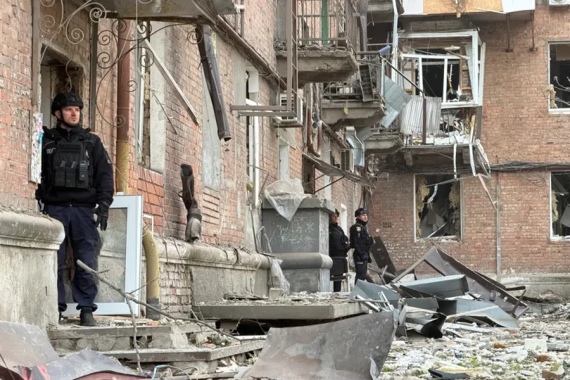 ec826a702498640de59a50319e681d608d88cf11e3a6edfbc7f81e7c4be318b9