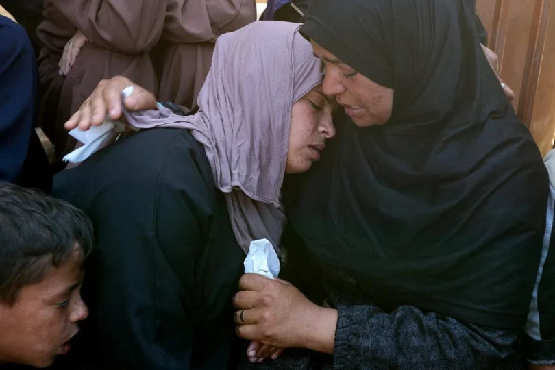 fb6ca895864e3e07758a154a6447ae4fa0b7f6a6bed977c01ed642ded357ec1c