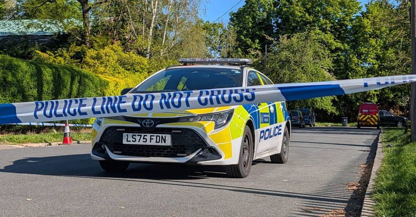 man 37 arrested by counter terror police investigating attacks on jewish sites in london