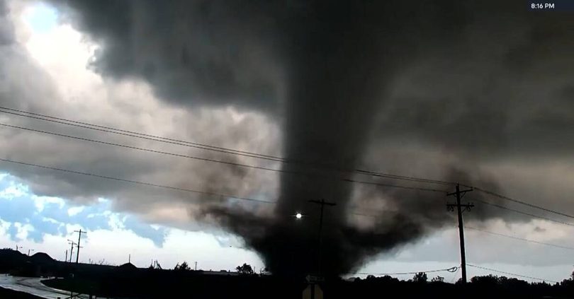 tornado tears off roofs as it barrels through oklahoma