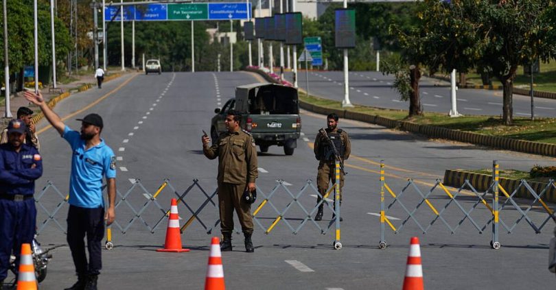 uncertainty hangs over possible talks as us iran ceasefire deadline nears