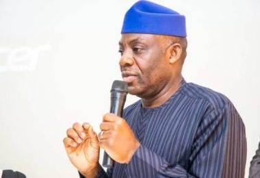 1778658019 tunji alausa
