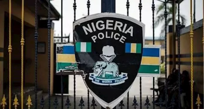 Police 696x372 1
