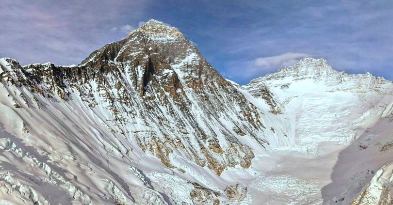 record 274 climbers scale mount everest in a single day