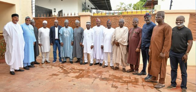 APCS THREE SERVING SENATORS FOUR SERVING REPS AND GOVERNORSHIP 647x305 1