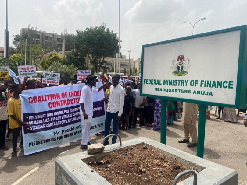 FG contractors protest