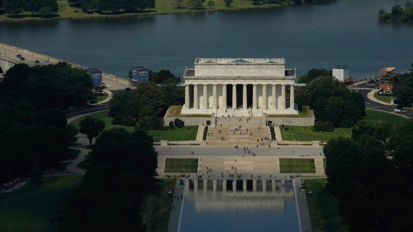 Lincoln Memorial Reflecting Pool 4 135