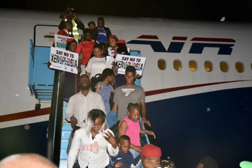 Nigerian returnees from South Africa18 968x645 1
