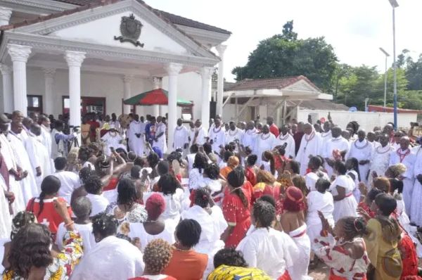 Oba Ewuare II holds meeting with traditionalists on insecurity