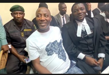 Sowore arrives court from Kuje prison1