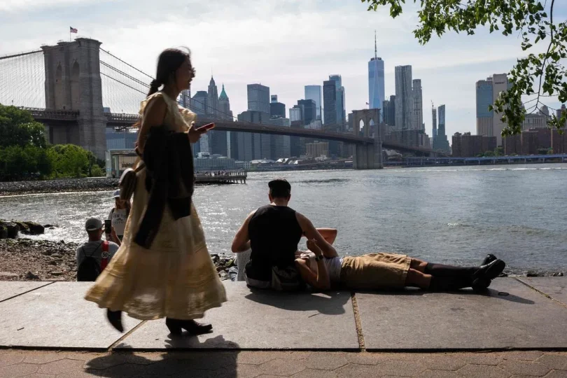 f320d4803bb47ea4e03cefd4f498ddeefcd4951dd3c39068c8aa8a40455be590