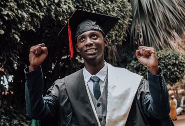 scholarship websites