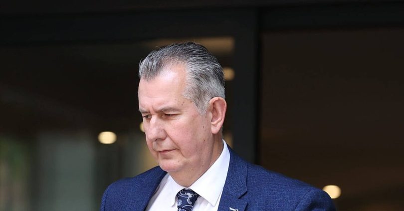 sinn fin calls on stormont speaker to step aside over donaldson concerns