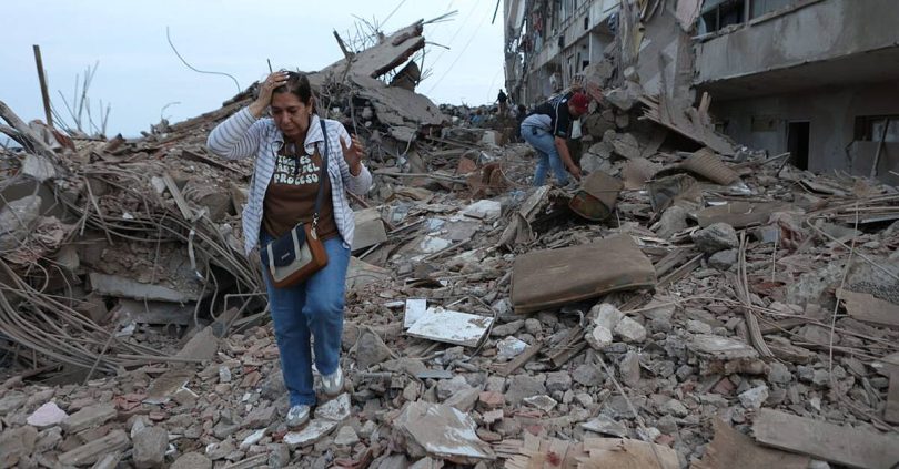 venezuelans search rubble for survivors after two earthquakes kill at least 589