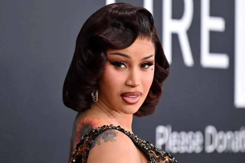 Cardi B stripping 1