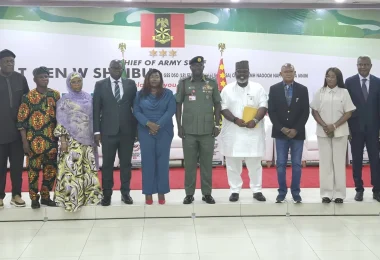Chief of Army Staff Lt. Gen. Waidi Shaibu and media executives during an interactive session on Satu