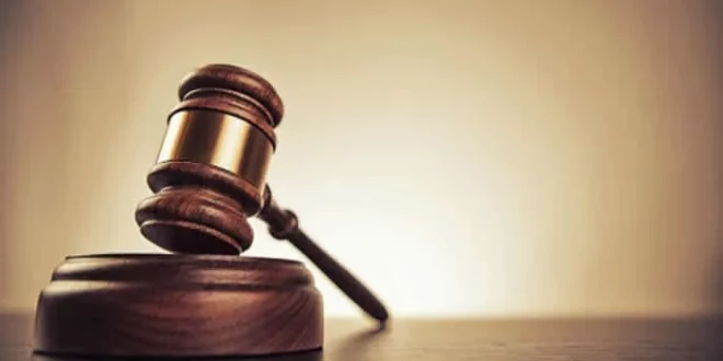 Gavel full
