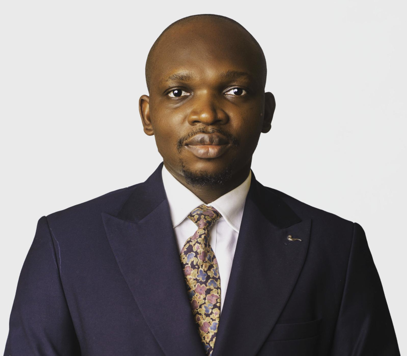 Oti Egwu Headshot