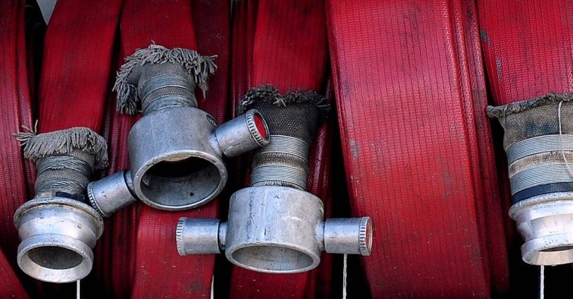 firefighters tackle blaze on edinburgh s princes street