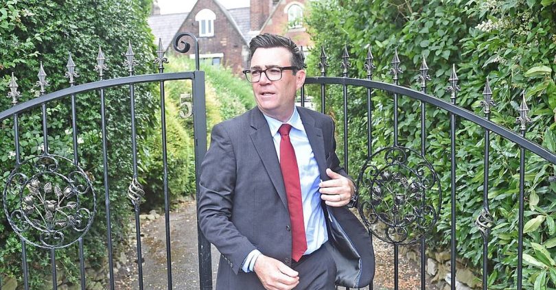 labour mps overwhelmingly back andy burnham for party leadership