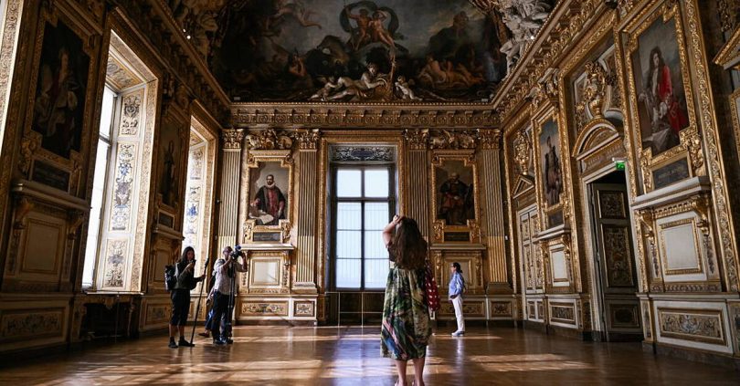 louvre reopens apollo gallery after heist but no jewels on display
