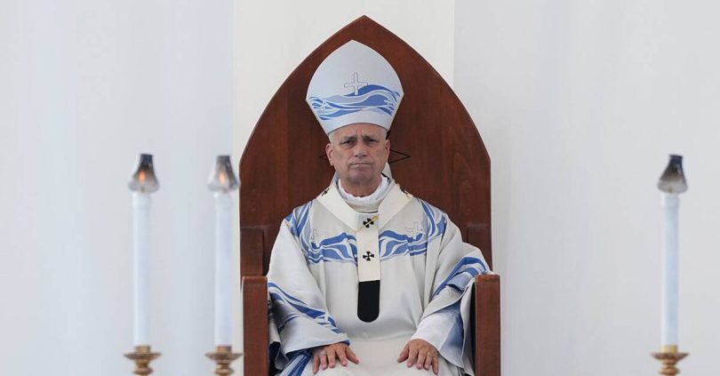 pope marks july 4 by praying in lampedusa for migrants who died seeking freedom