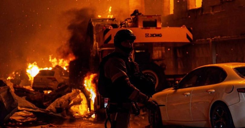 russian attacks kill three in ukraine as kyiv hit for second consecutive night