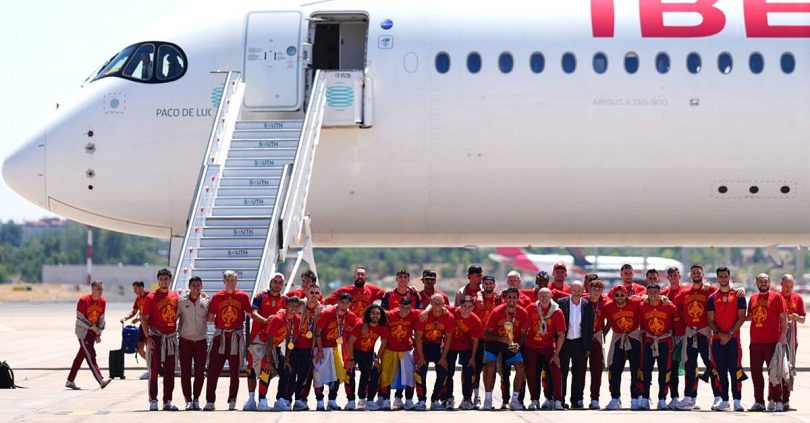 spain s world cup champions return home for royal welcome and madrid parade